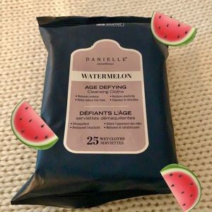 🍉 3$ add on - Watermelon Makeup Remover Wipes 🍉